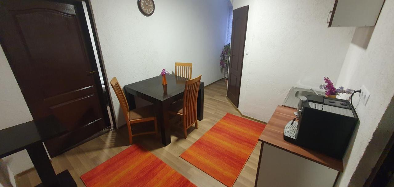 Ferienwohnung Apartman House Odorheiu Secuiesc Exterior foto